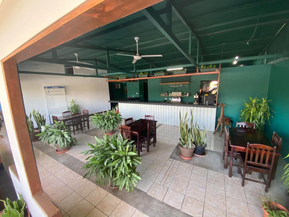 La Hacienda Rooms & Food Jaco Ngoại thất bức ảnh