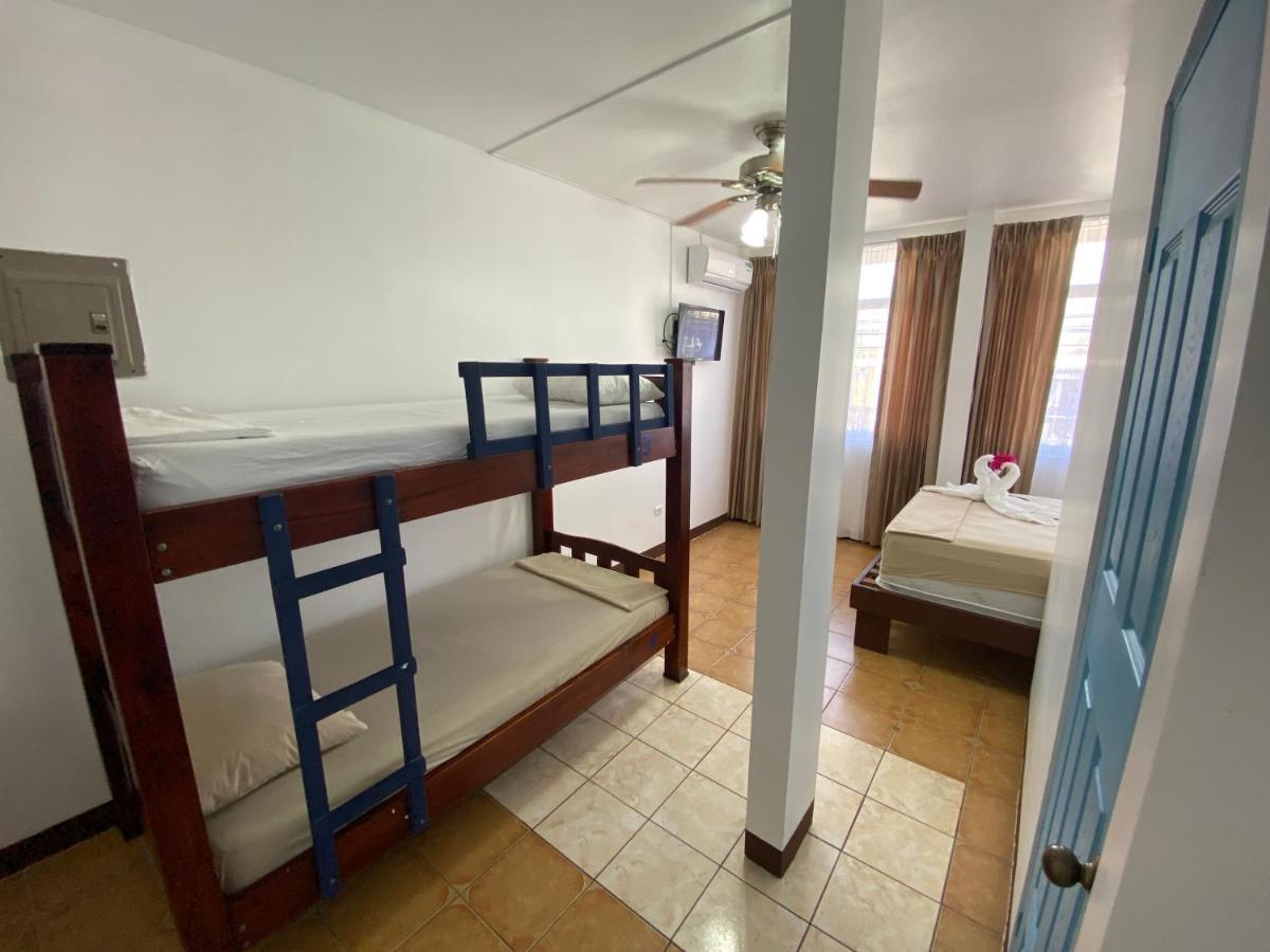 La Hacienda Rooms & Food Jaco Ngoại thất bức ảnh