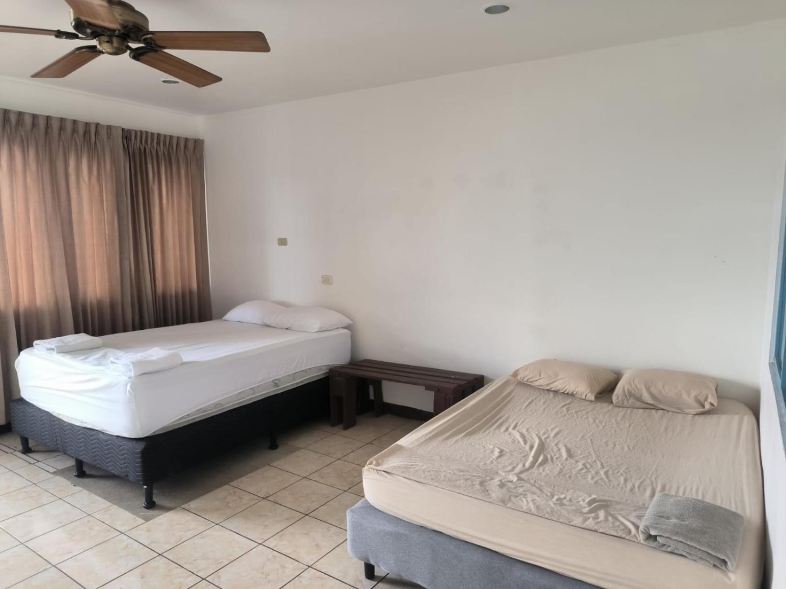 La Hacienda Rooms & Food Jaco Ngoại thất bức ảnh